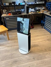 Bang & Olufsen BEOSOUND stand