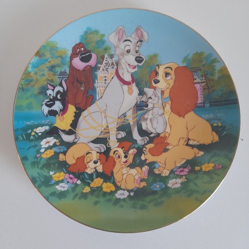 Lady the tramp display plate - &,