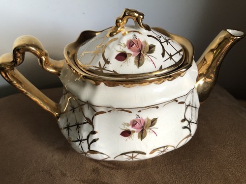 Vtg teapot arthur - vtg,