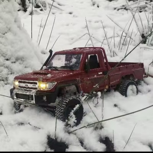 Land cruiser off road - cruiser, off-road