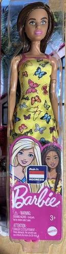 Barbie fashion doll yellow - doll,
