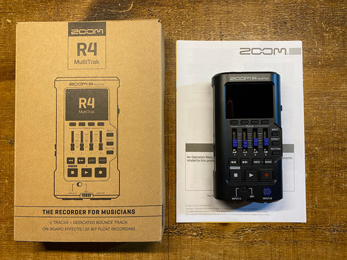Zoom multitrack recorder - r4,
