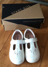 Start-Rite Puzzle Girls White