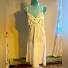 Marks & Spencer: vintage slip