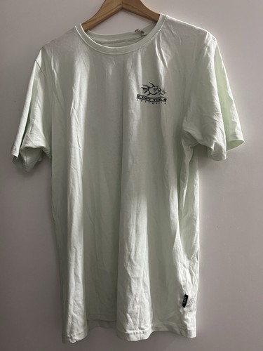 Bnwt mint hot tuna graphic - tuna,