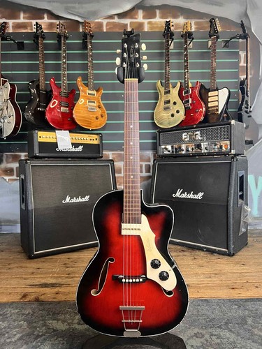 Wolfgang huttl archtop red - archtop,