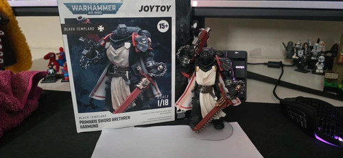 Joy toy warhammer black
