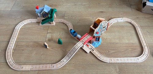 Thomas wooden talking railway - wooden,