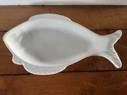 Vintage white fish platter - fish, 17"
