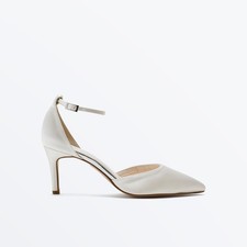 Elari | Rainbow Club Wedding