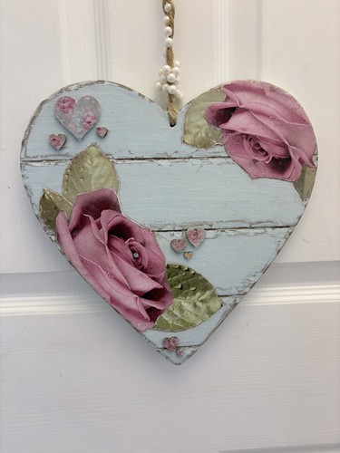 Large distressed wooden - , heart