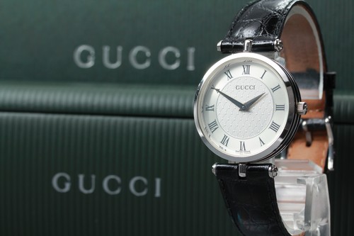 Gucci 2040m white dial silver - 2040m,