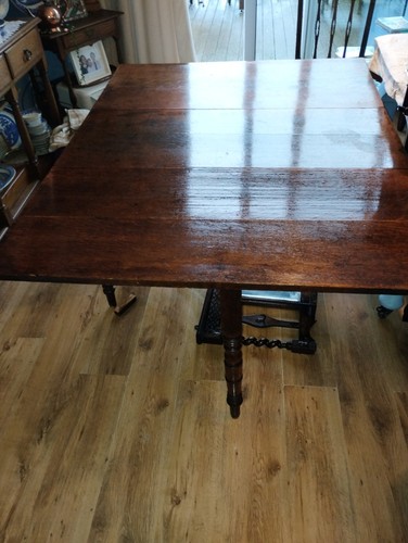 Antique table - antique,