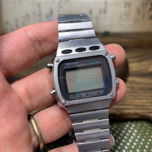Seiko silver wave - silver, digital