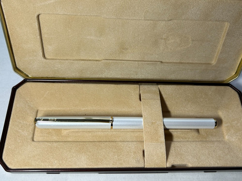 Vintage elysee fountain - elysee, pen