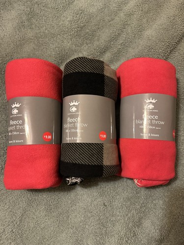 Fleece blanket bundle - x,