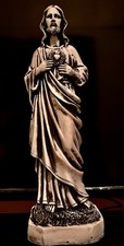Statue the sacred - sacred, heart