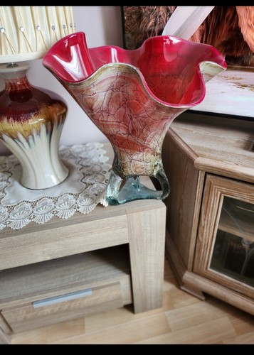 Stunning large vase - stunning,