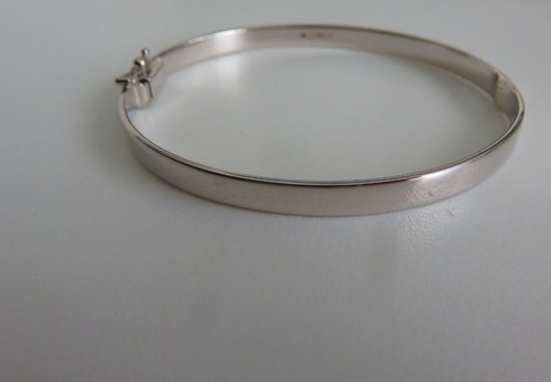 Gold bangle solid carat - 9,