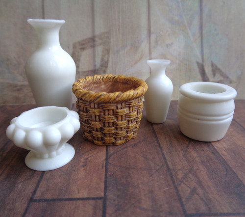 Dolls house miniature 5x - 1:12,