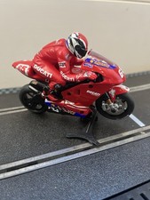  Scalextric Ducati Desmosedici
