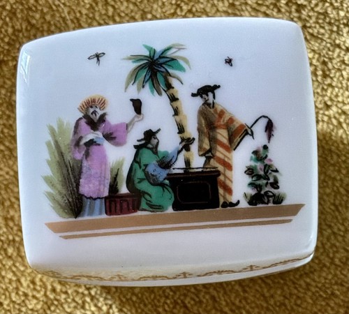 Vintage royal worcester - royal, fine