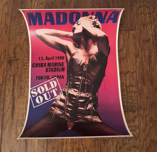 Madonna poster gold outfit - poster,