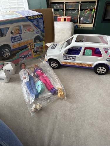 Sindy animal hospital rescue - sindy,