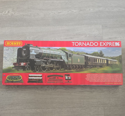 Hornby r1225 tornado express - hornby,