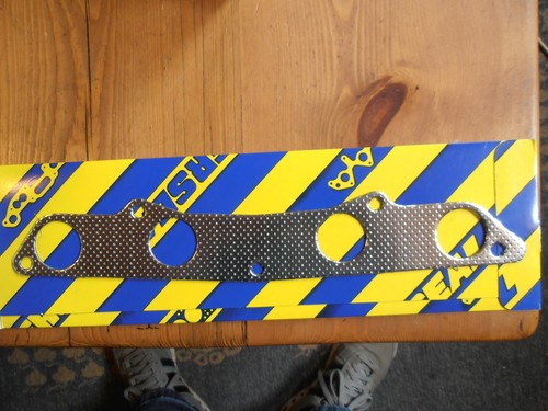 Exhaust manifold gasket - gasket, for