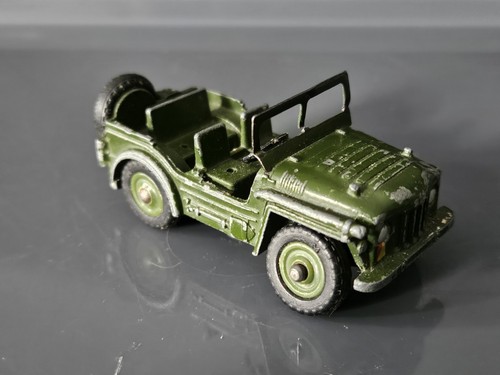 Dinky toys 674 austin - no.,