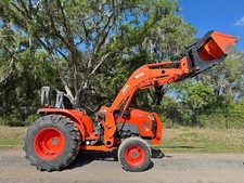KUBOTA L4701 TRACTOR LOADER -