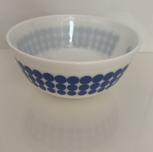 Excellent vintage pyrex bowl - excellent,