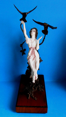Albany royal worcester - albany,