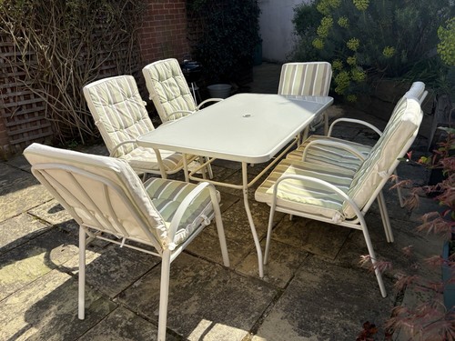 Hadleigh six seater outdoor - hadleigh,