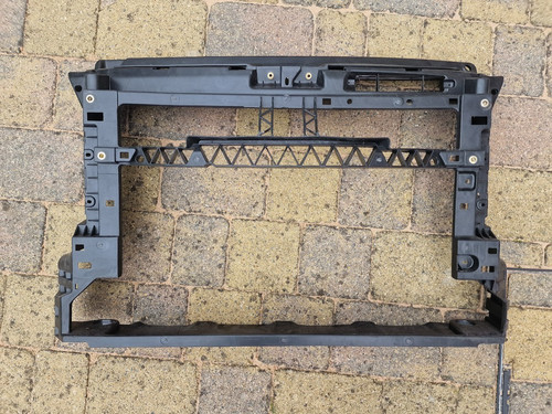 Polo lock carrier - polo, radiator