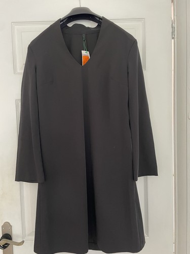 New black benetton - new,