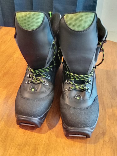 Karhu cross country ski boots - country,