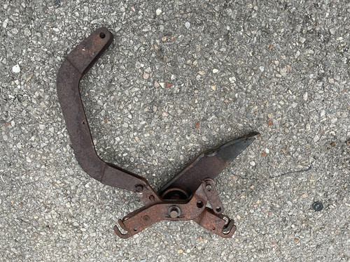 Rover rear handbrake - p6,