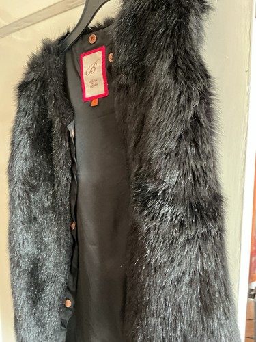 Girls black fur - , gilet