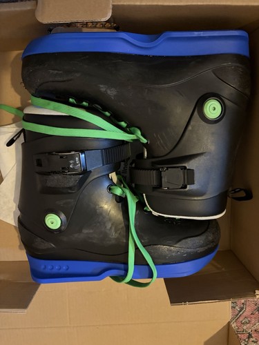 Them skates 901 - them,