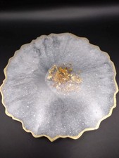 Agate geode style white & gold