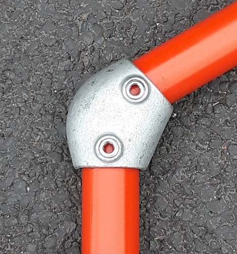 Pipe clamp fitting - pipe,