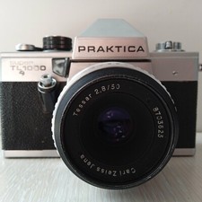 Praktica Super TL1000 Camera