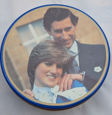 Crawfords Tin 1981 Royal Wedding Charles Diana Vintage Retro Empty Collectible