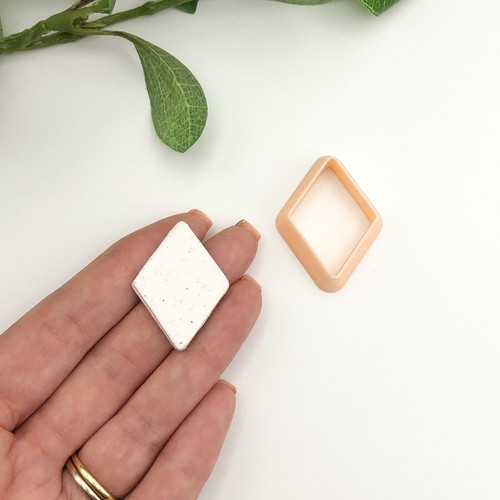 Diamond clay cutter - clay, •