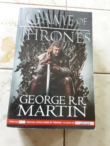 Game thrones paperback - game,