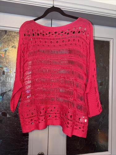 New pink crochet top - pink, size