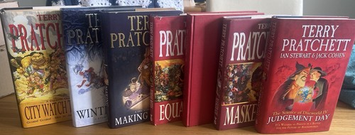 Terry pratchett hardback - terry,