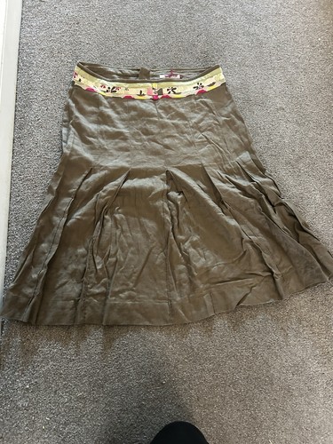 Vintage white stuff - stuff, olive